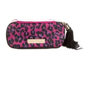 Marc Jacobs Pink Leopard Print Clutch Marc Jacobs
Cosmetic Bag